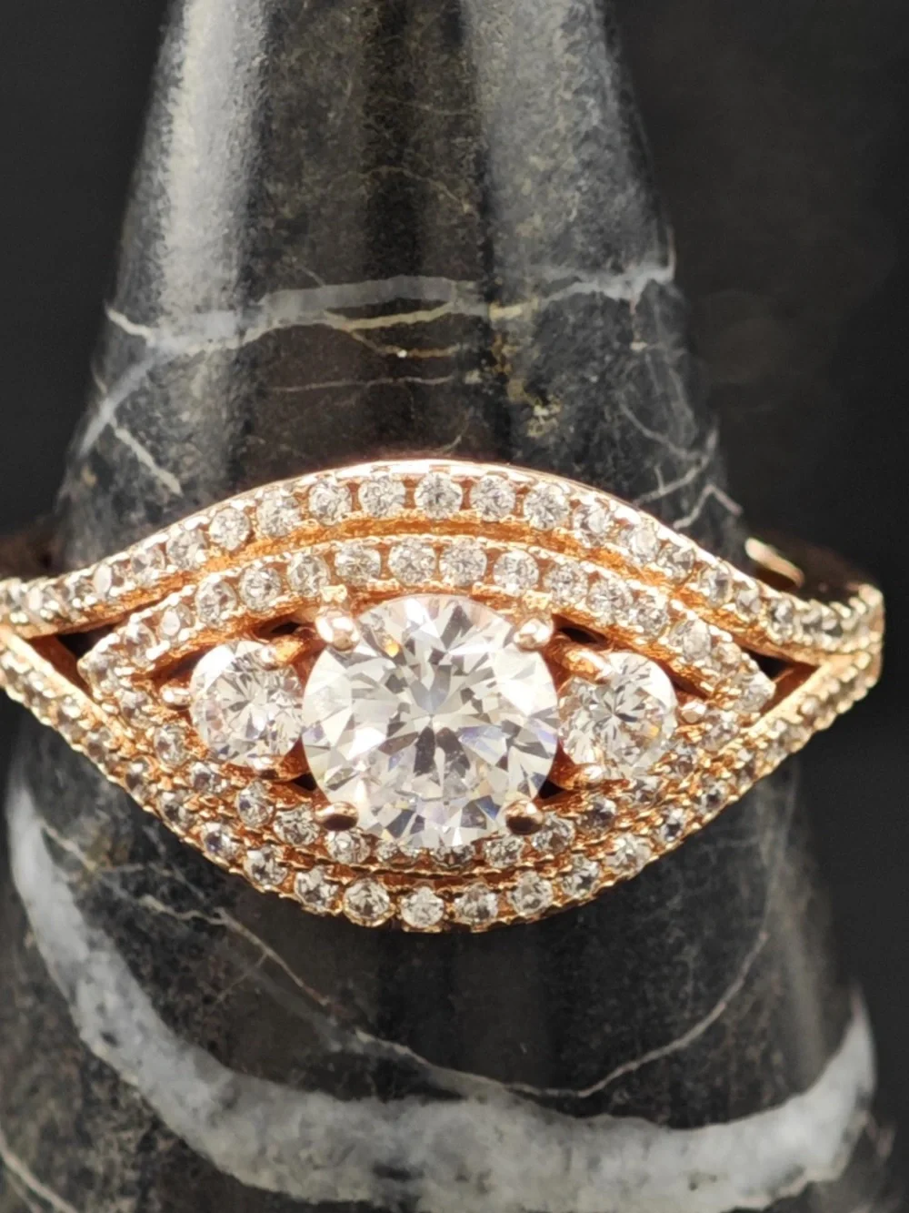 Gorgeous CZ Rose Gold Plated Ring 925 Sterling Silver Sz 6